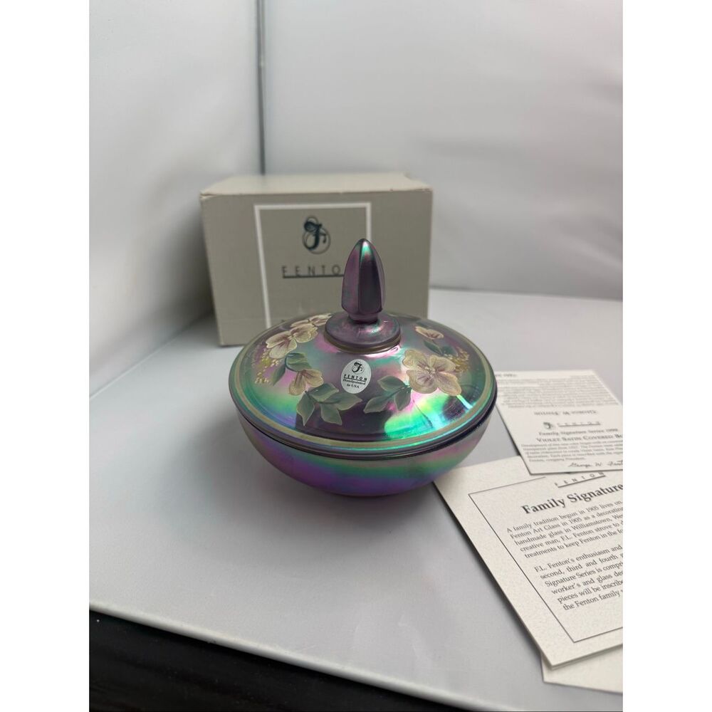 Fenton Violet Iridescent Candy Box w/ Lid – Hand Painted Flowers – Signed by Nan - Picture 2 of 9